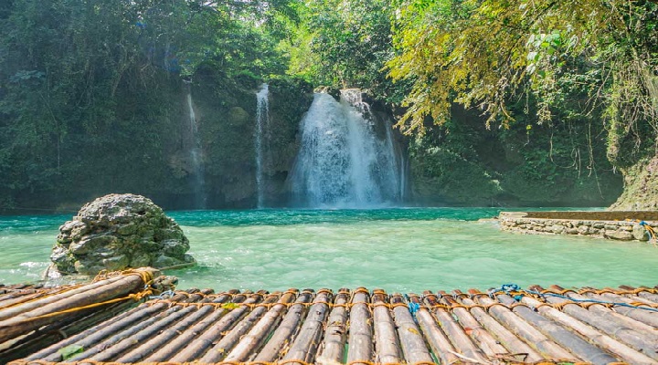 Kawasan 8 Kawasan Falls