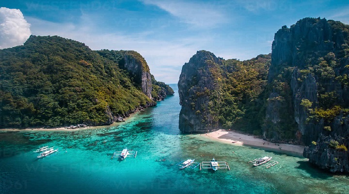 Aerial view of Shimizu Island, another famous tourist spot in
El Nido with two white-sand beaches and great for snorkeling. Hoyop-Hoyopan Cave