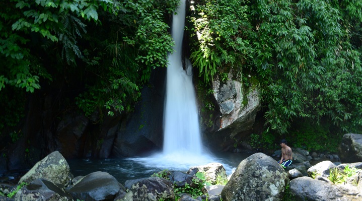 Mambukal Mountain Resort (5) Aliwagwag Falls